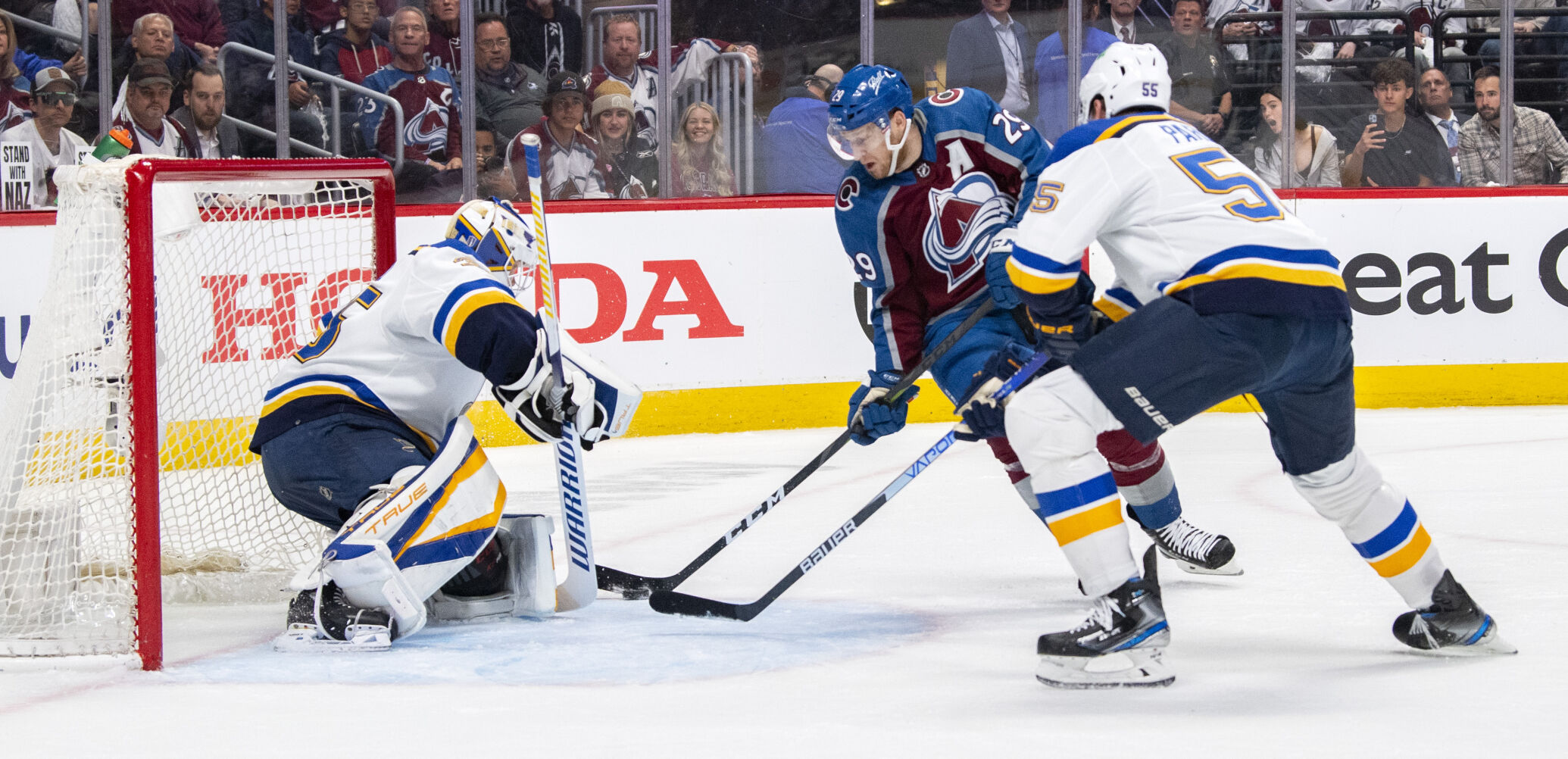 05_25_22 avs blues 01123.jpg
